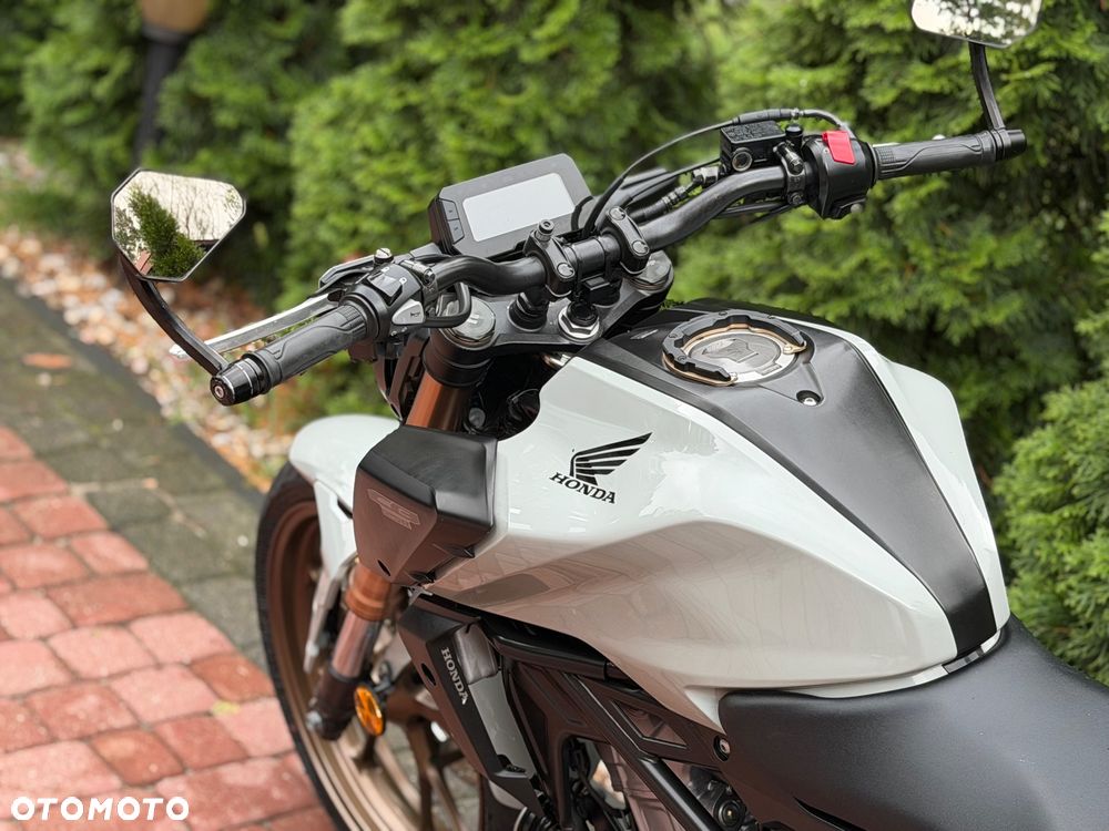 Honda CB - 15