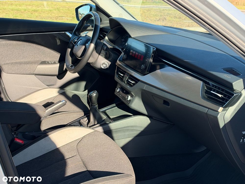 Skoda Kamiq 1.0 TSI Style - 25