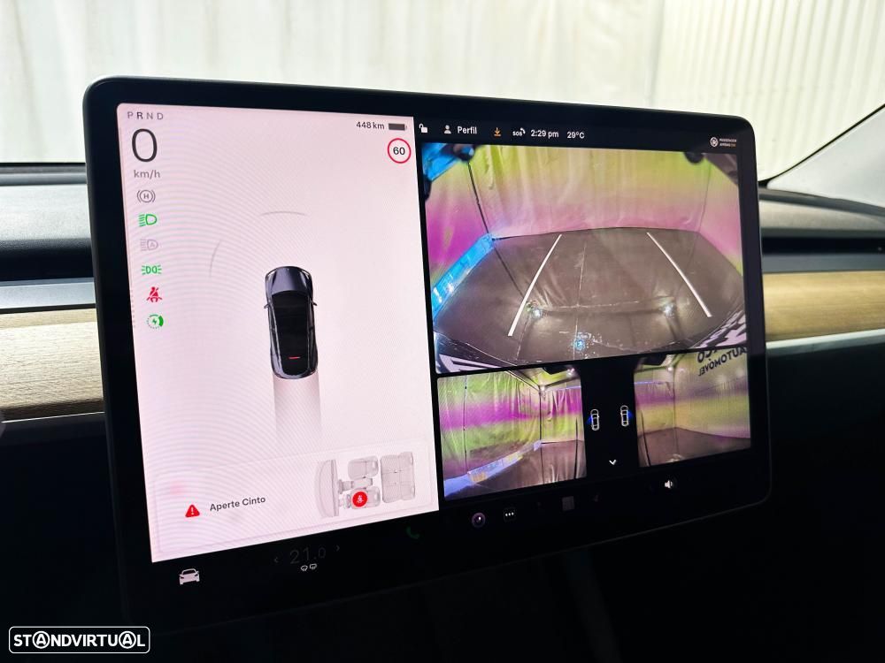 Tesla Model Y Long Range Dual Motor AWD - 52