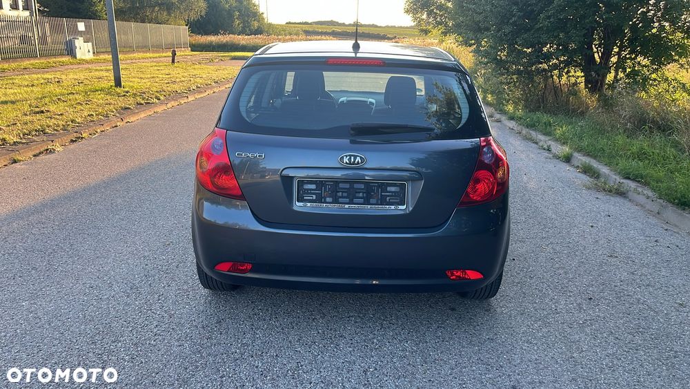Kia Ceed 1.6 Comfort + - 3