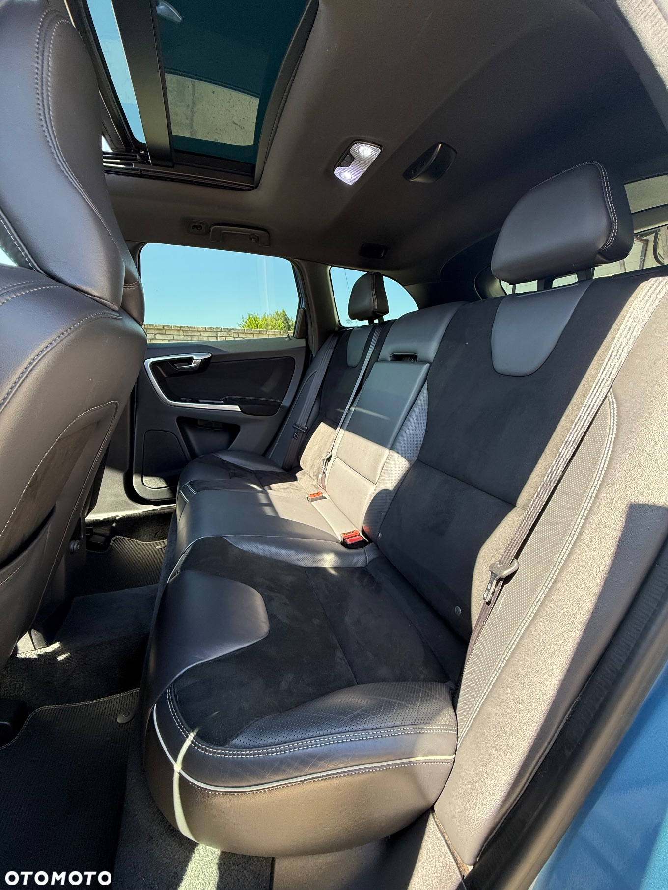 Volvo XC 60 D4 Drive-E Momentum - 12
