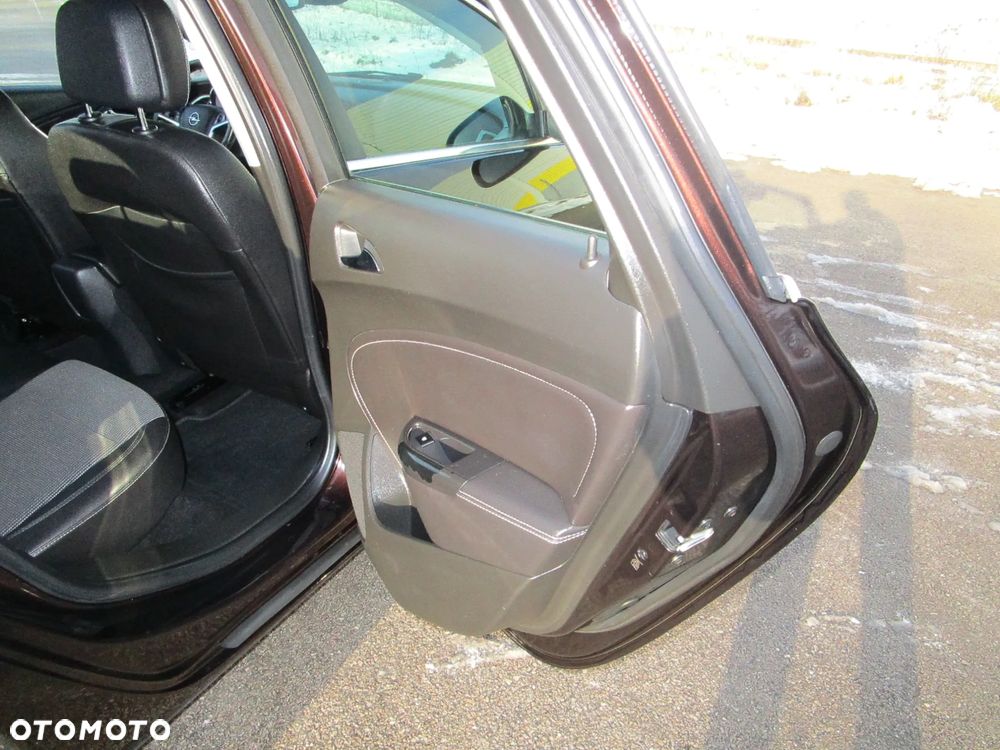 Opel Astra 1.4 T Cosmo - 28