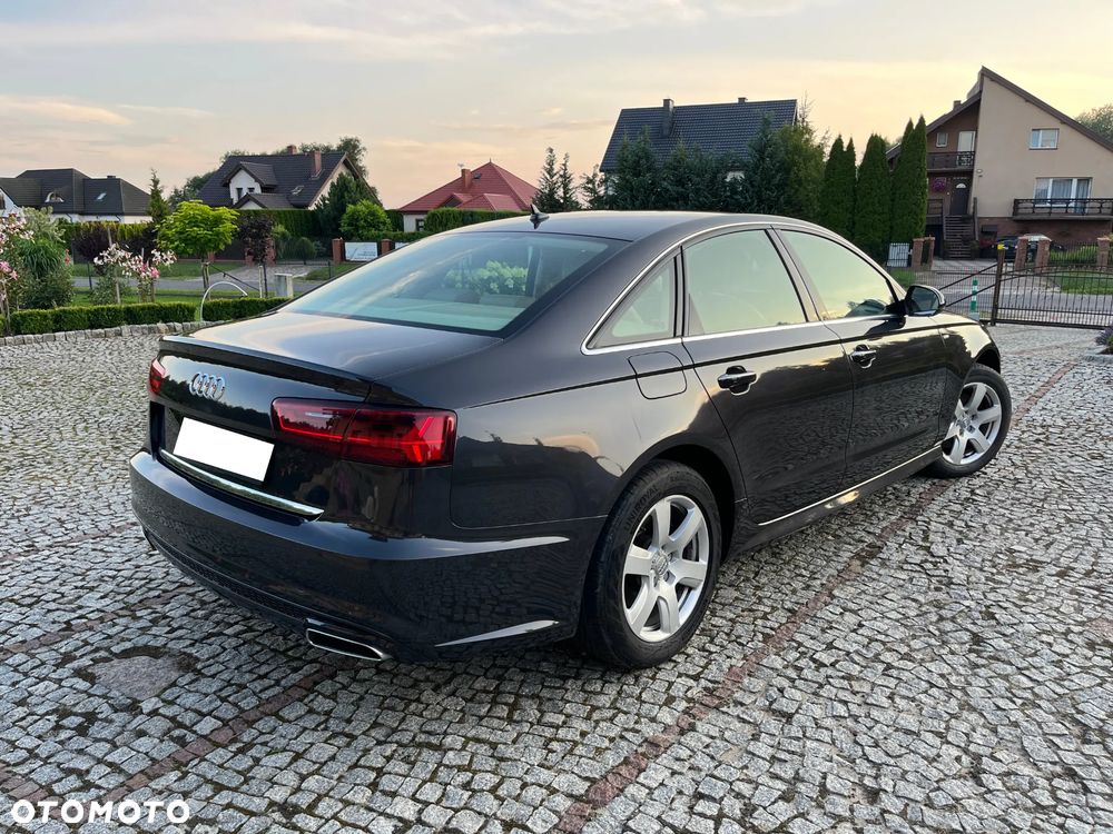 Audi A6 - 4