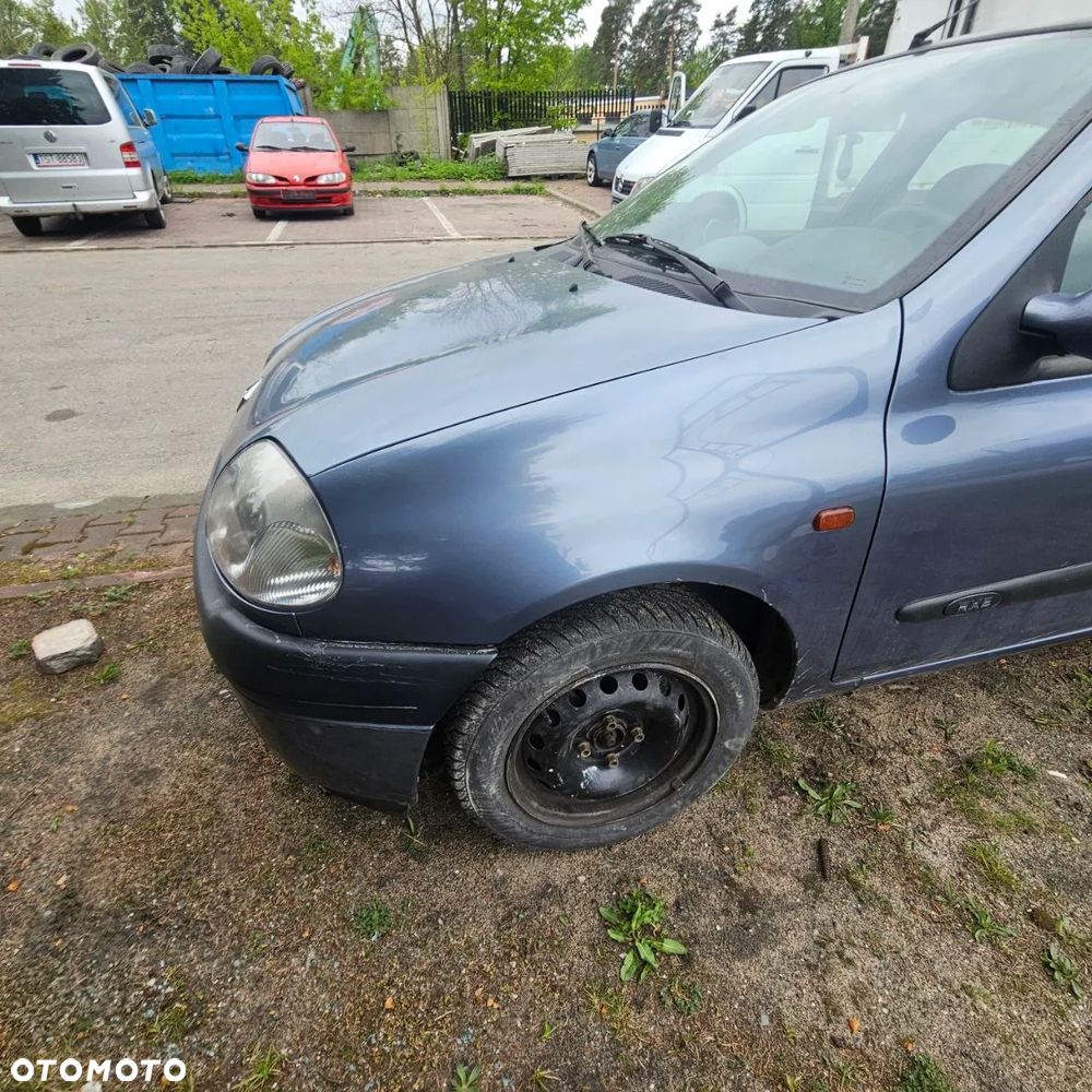 Renault Clio (2001) 1,2 B 43 kW / 58 KM (kod lak: MV671)  pojazd na części - 7