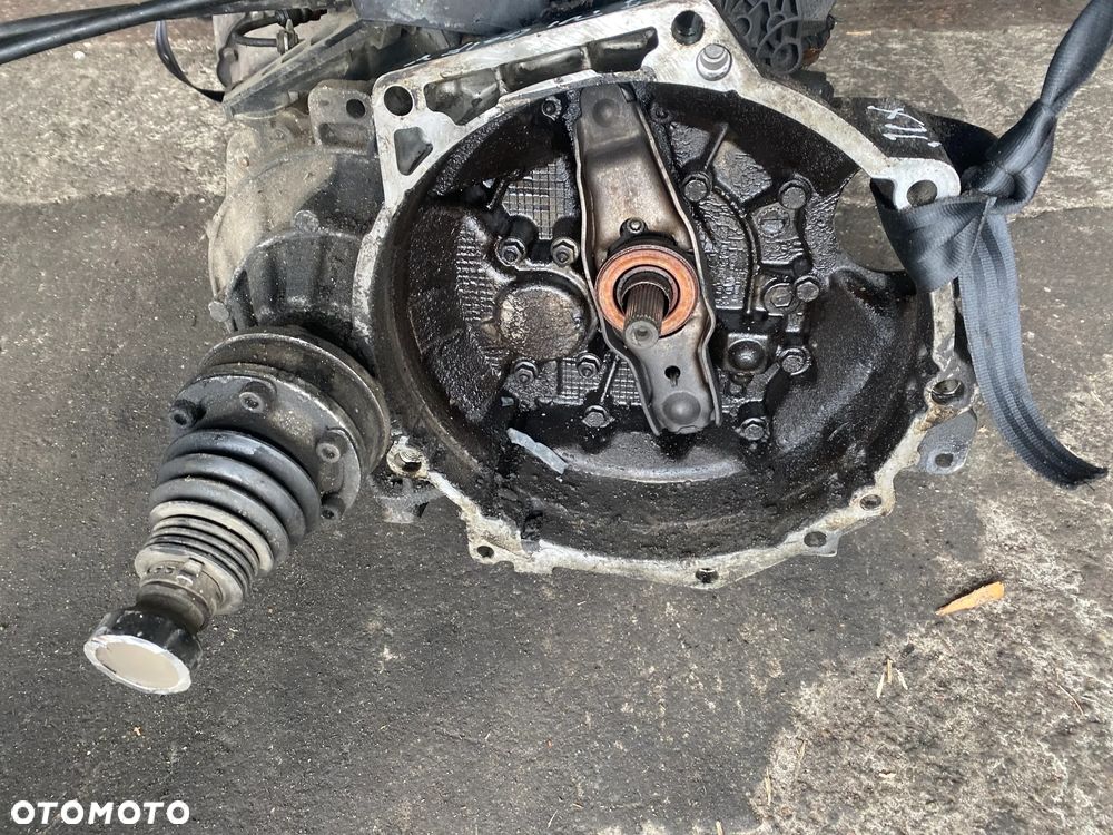 JCX SKRZYNIA BIEGÓW VW GOLF V 1.9 TDI 5 BIEGÓW