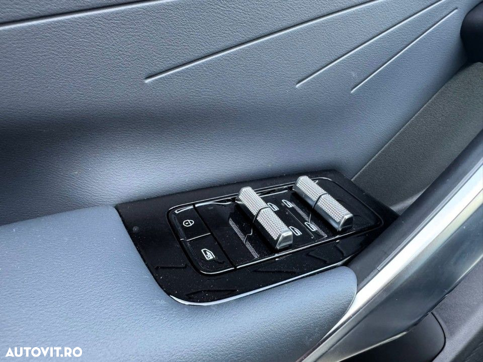 Geely Starray - 7