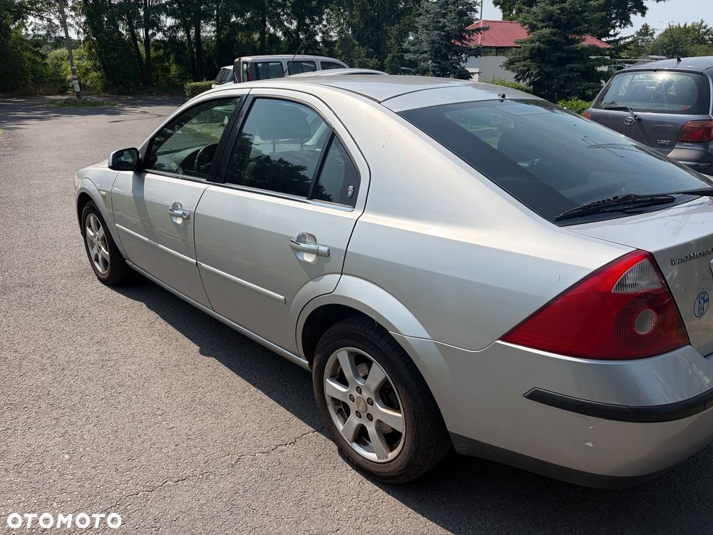 Ford Mondeo 1.8 SCi Ghia - 20