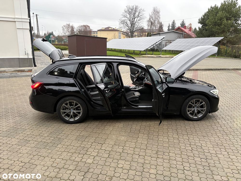 BMW Seria 3 320d Sport Line - 5
