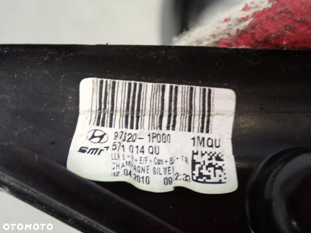 KIA VENGA 09- LUSTERKO PRAWE QU 8 PIN - 8