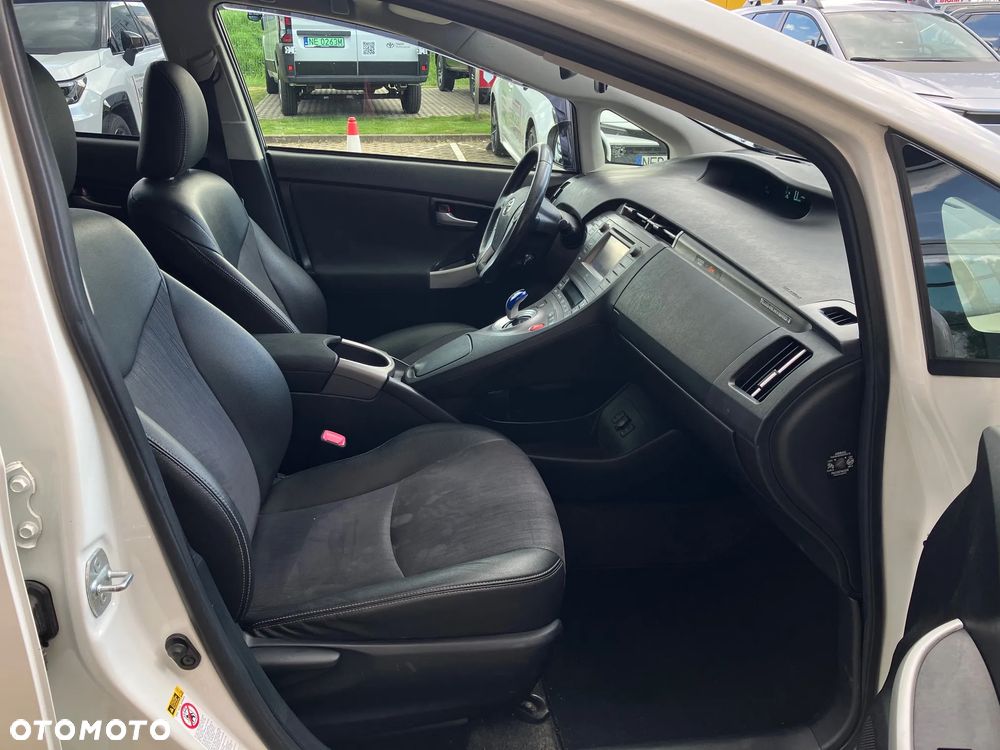 Toyota Prius (Hybrid) TEC-Edition - 15