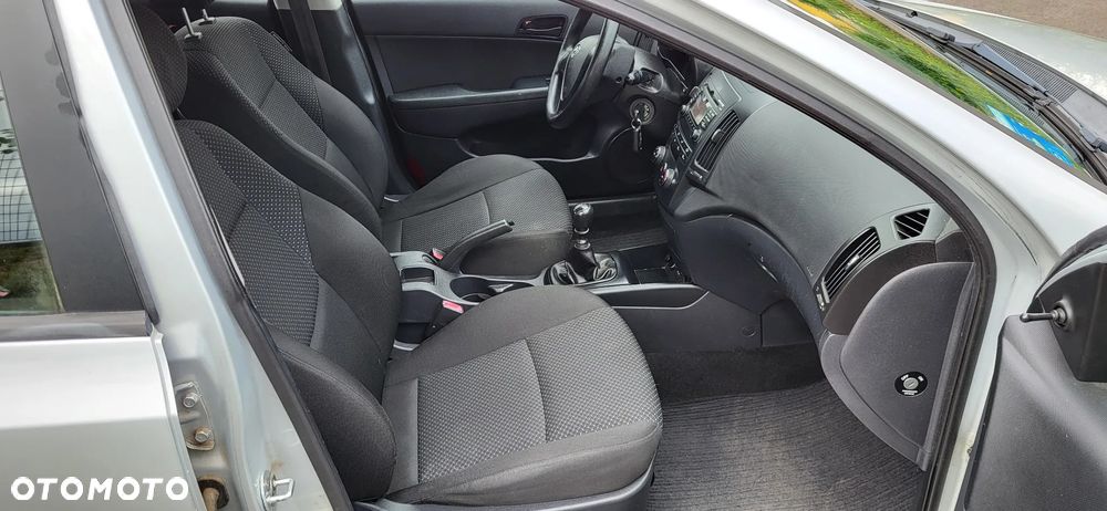 Hyundai i30 1.4 Blue Classic - 16