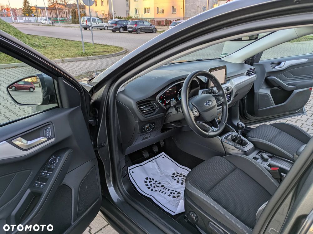 Ford Focus 1.5 EcoBlue Start-Stopp-System COOL&CONNECT - 27