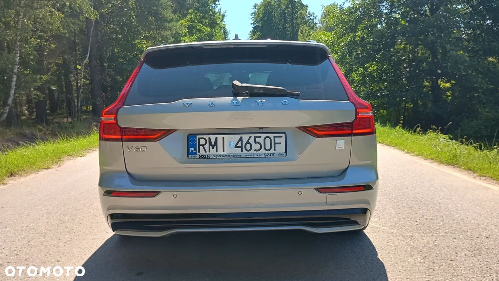 Volvo V60 T8 AWD Plug-In Hybrid Polestar Engineered R-Design - 26