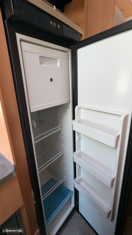 Knaus Sun Liner Com GPL e 2 Camas de casal - 22