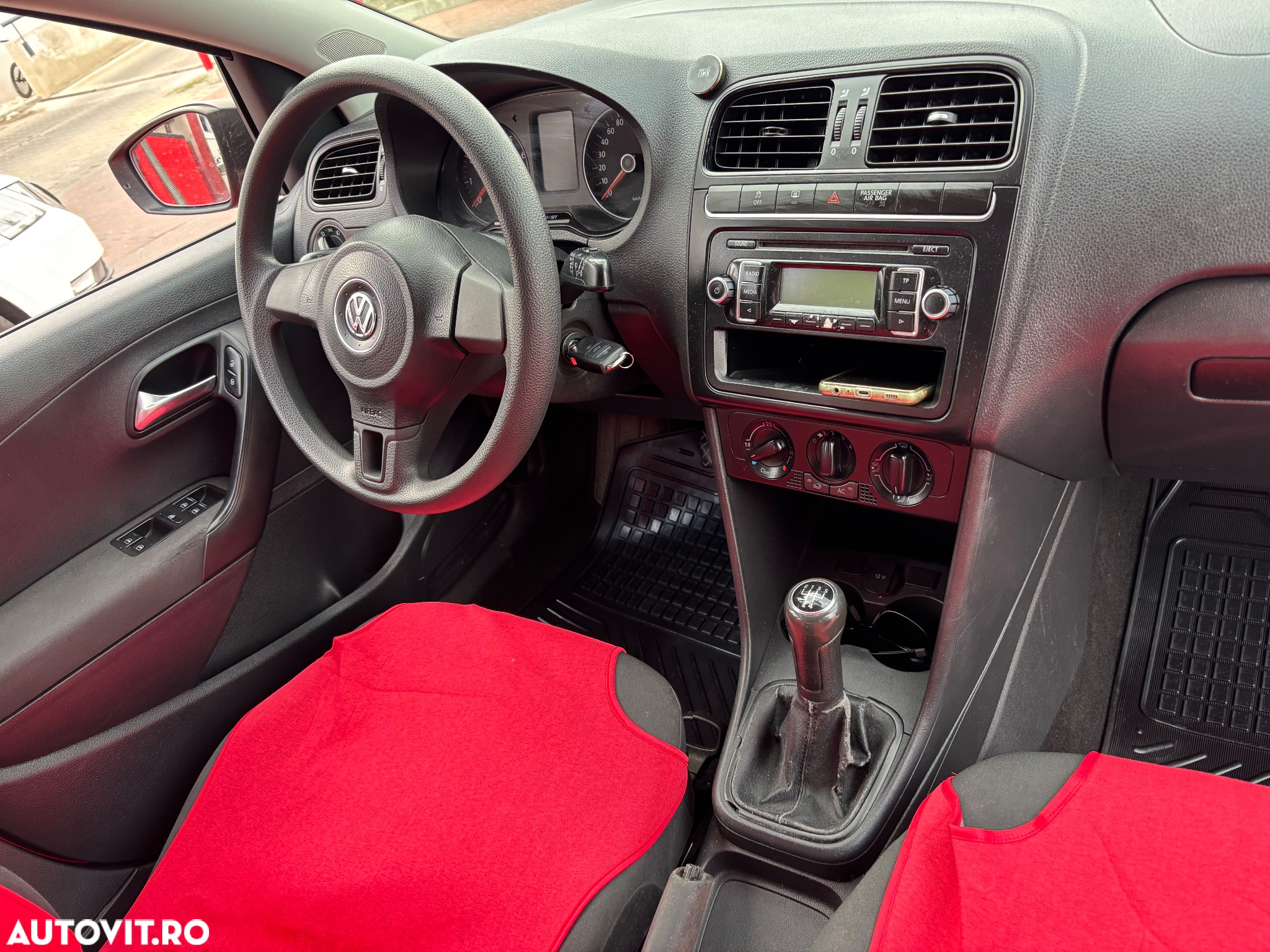 Volkswagen Polo - 10