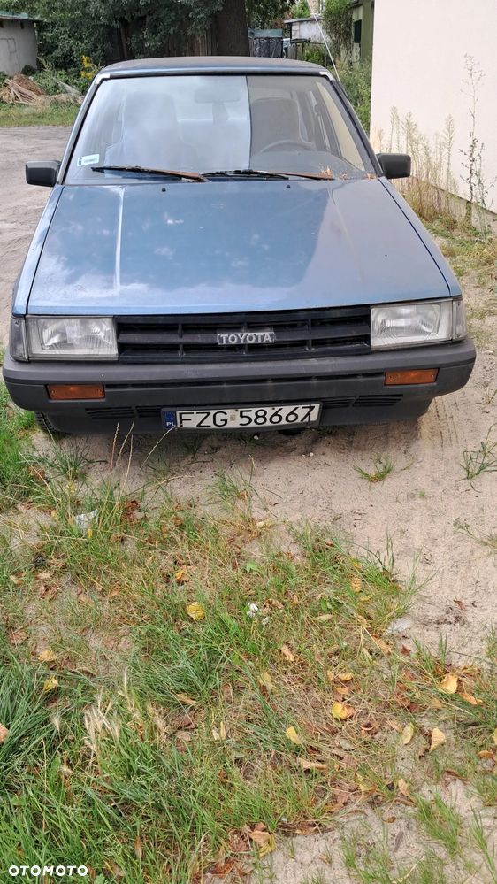 Maska drzwi lampy Toyota Corolla e8 - 1