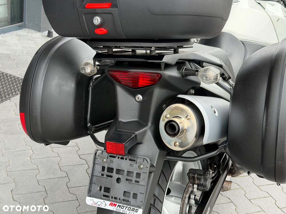 Suzuki V-STROM - 12