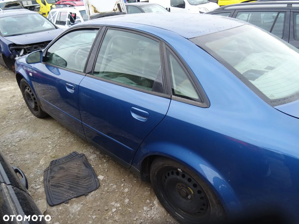 Audi A4 B6 (LZ5C) części zderzak maska błotnik lampa deska klapa drzwi - 7