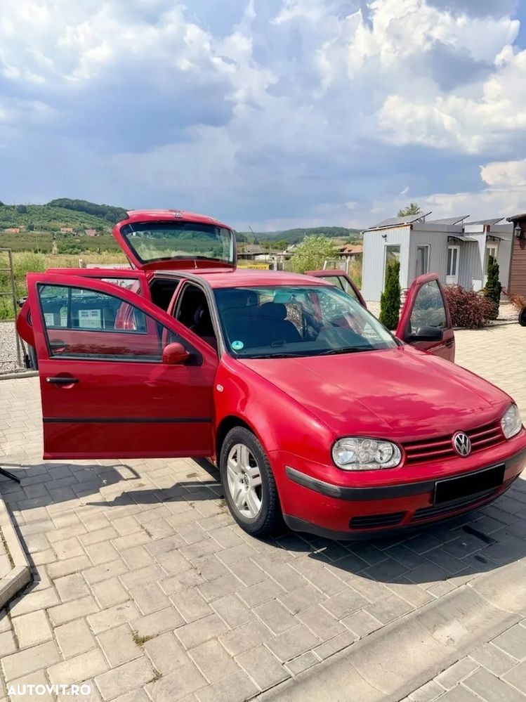 Volkswagen Golf 1.6 Comfortline - 5