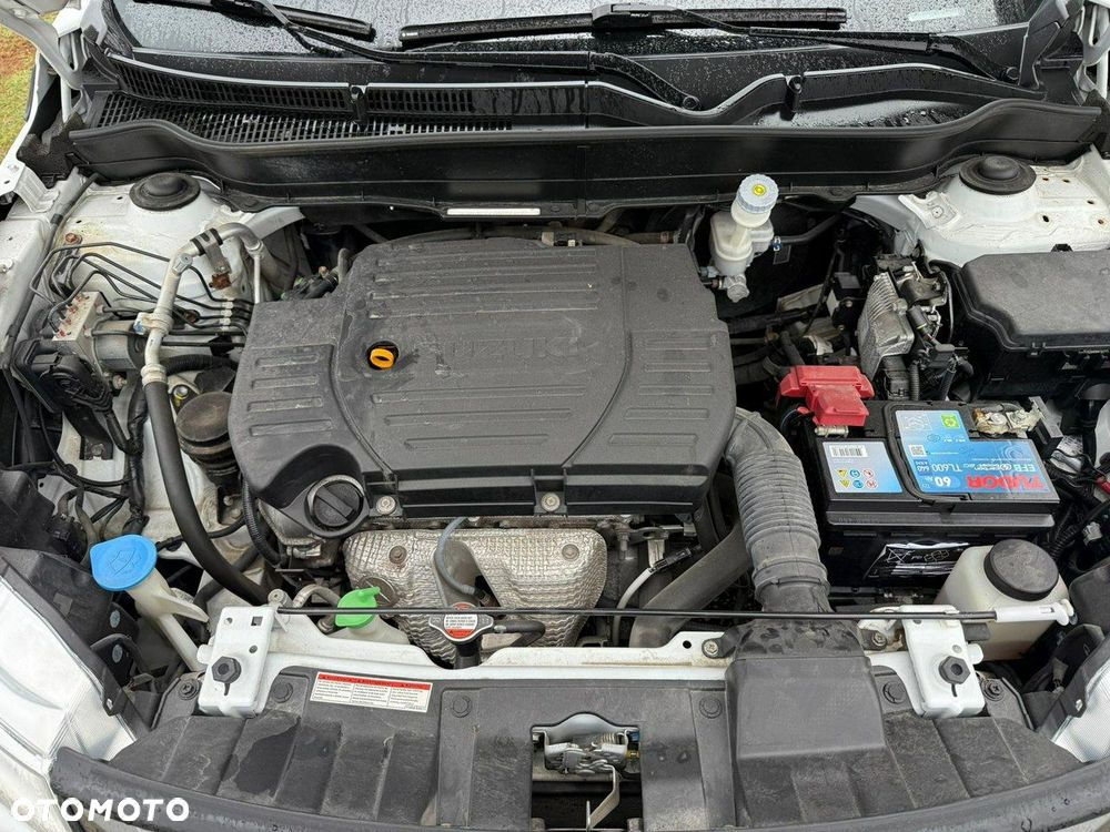 Suzuki Vitara - 25