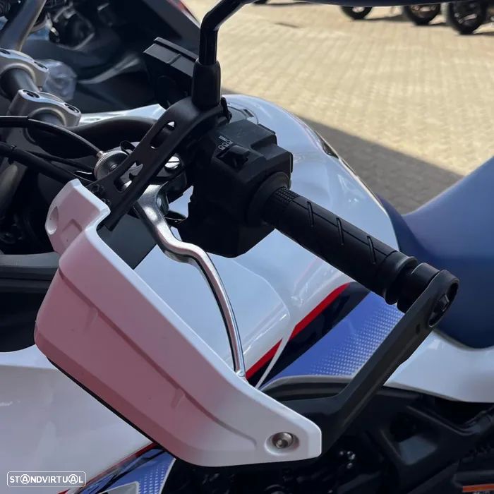 Honda Transalp 750 - 10