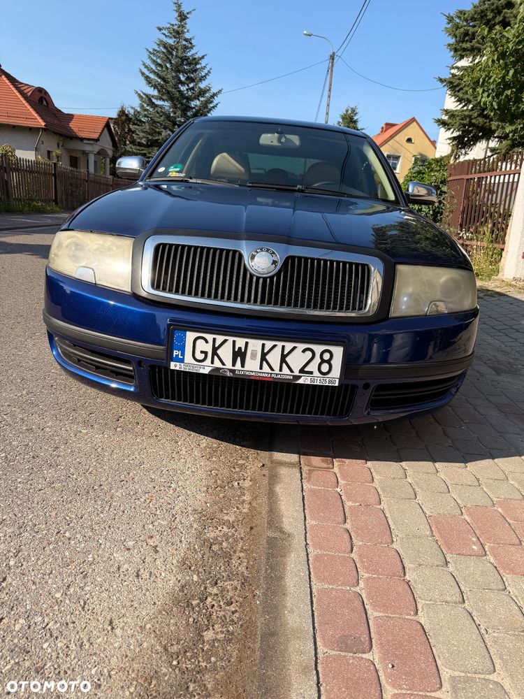 Skoda Superb 2.8 V6 Elegance - 3