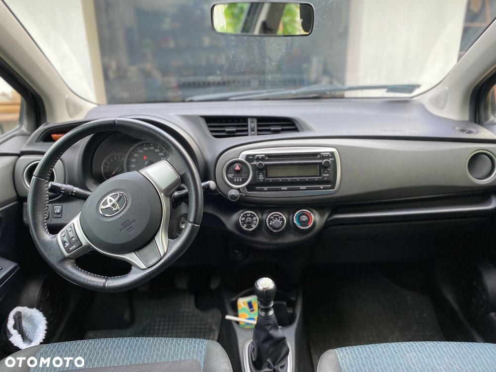 Toyota Yaris 1.33 Active - 5