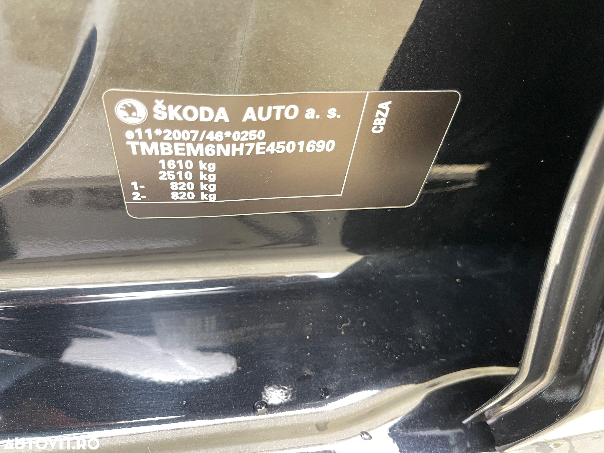 Skoda RAPID 1.2 TSI Ambition - 38