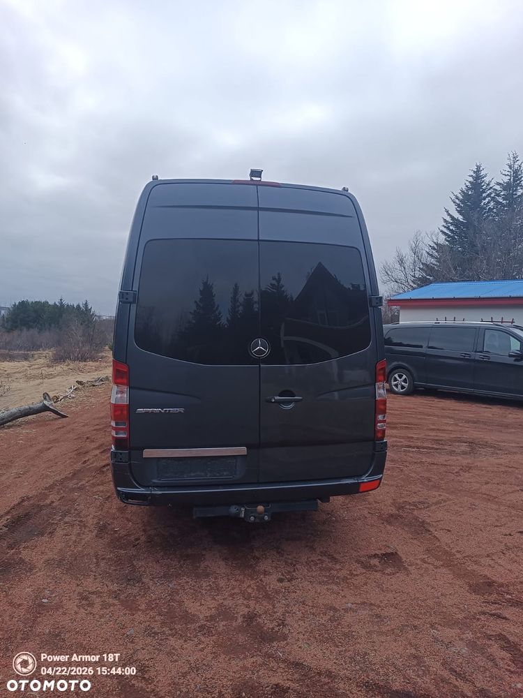Mercedes-Benz Sprinter - 4