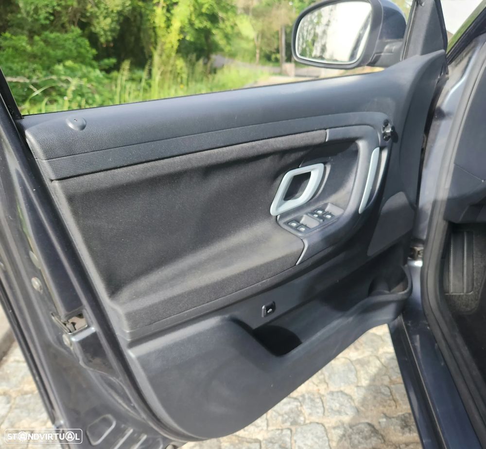 Skoda Fabia Break 1.2 Sport - 15