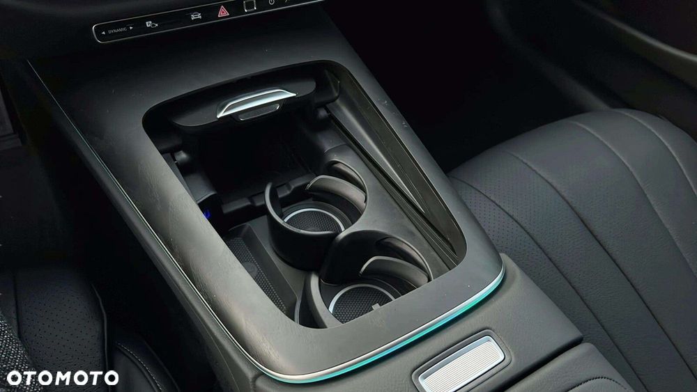 Mercedes-Benz Klasa E - 15