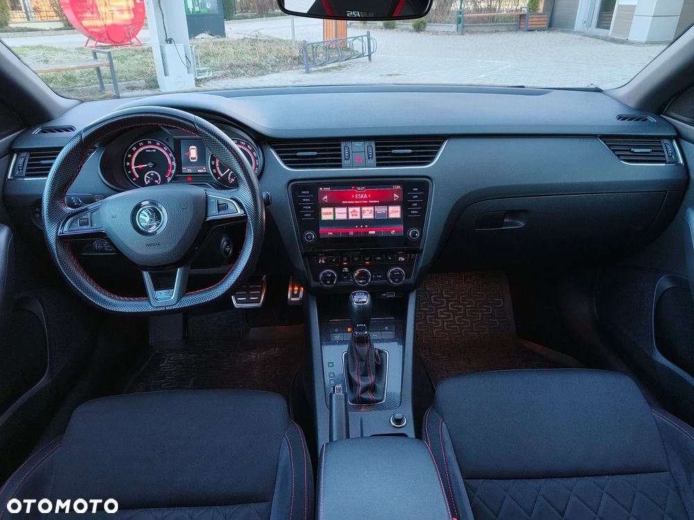 Skoda Octavia 2.0 TDI 4x4 DSG RS - 11