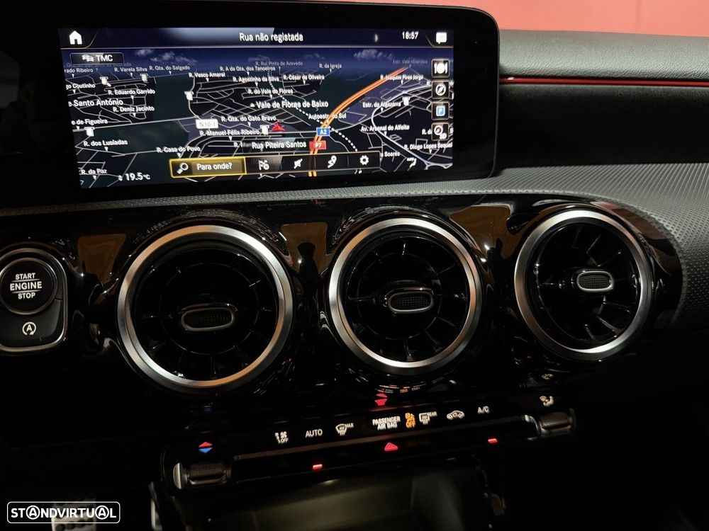 Mercedes-Benz A 180 Advanced AMG Line - 11