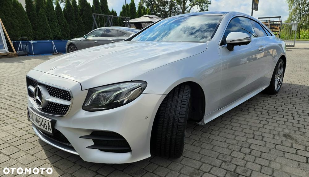 Mercedes-Benz Klasa E 300 9G-TRONIC - 2