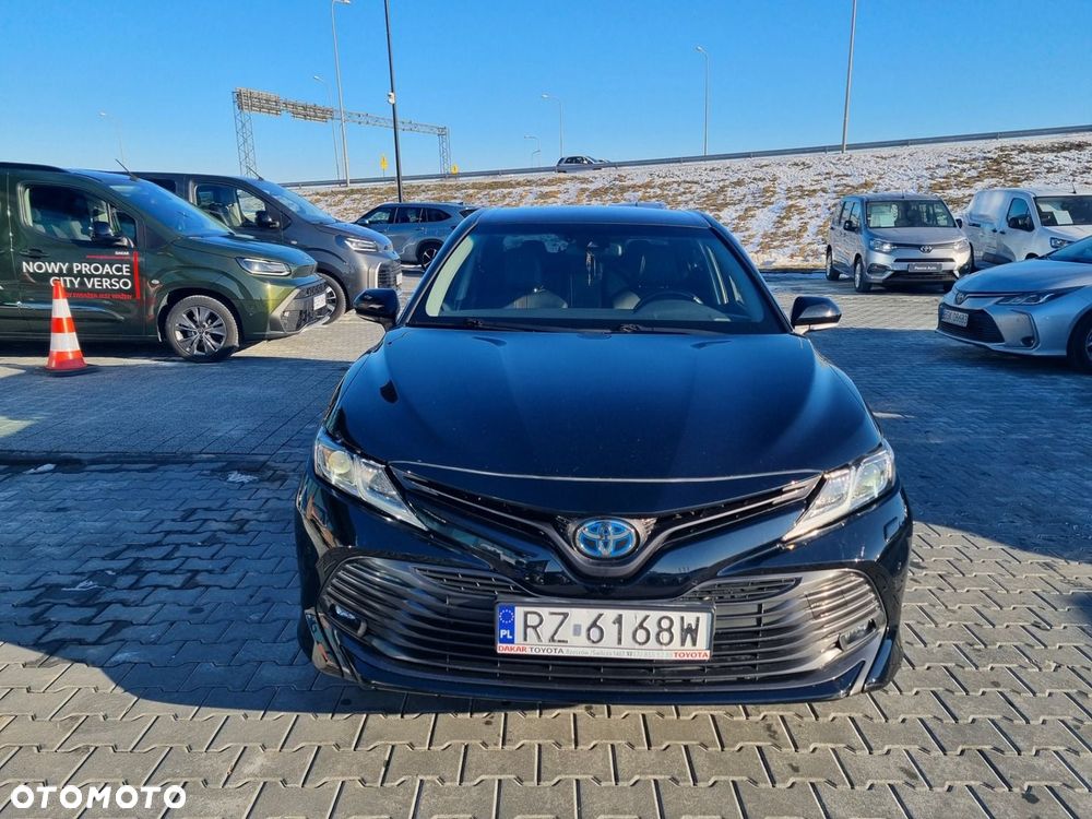 Toyota Camry 2.5 Hybrid Prestige CVT - 3