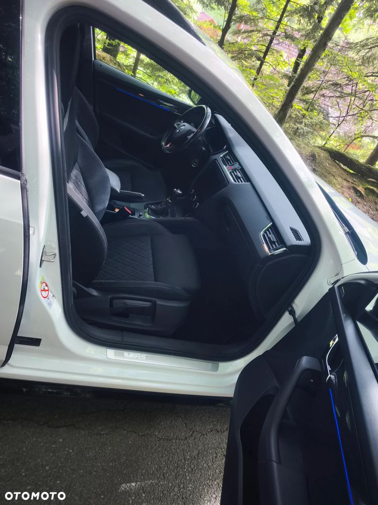 Skoda Octavia 2.0 TDI 4x4 RS DSG - 8