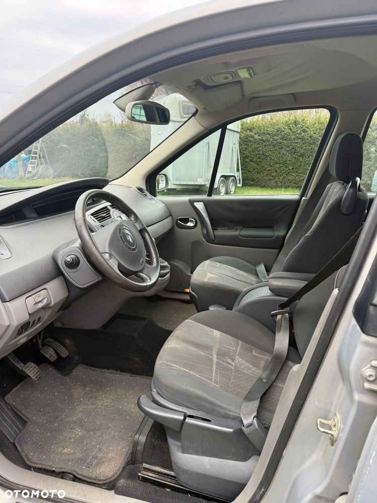 Renault Scenic 1.9 dCi Confort Expression - 8