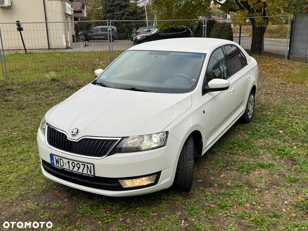 Skoda Rapid 2015 photo 5