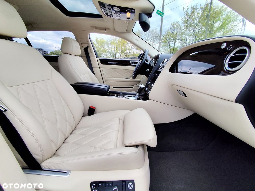 Bentley Flying Spur Speed - 12