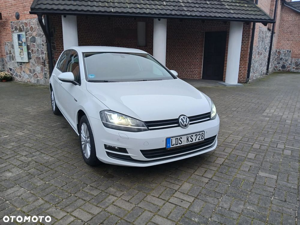 Volkswagen Golf 1.2 TSI BlueMotion Technology Cup - 33