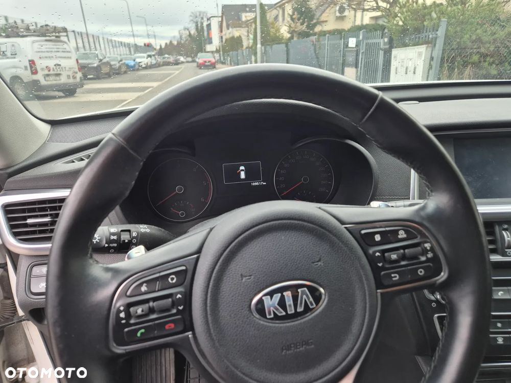 Kia Optima 1.7 CRDI L DCT - 19