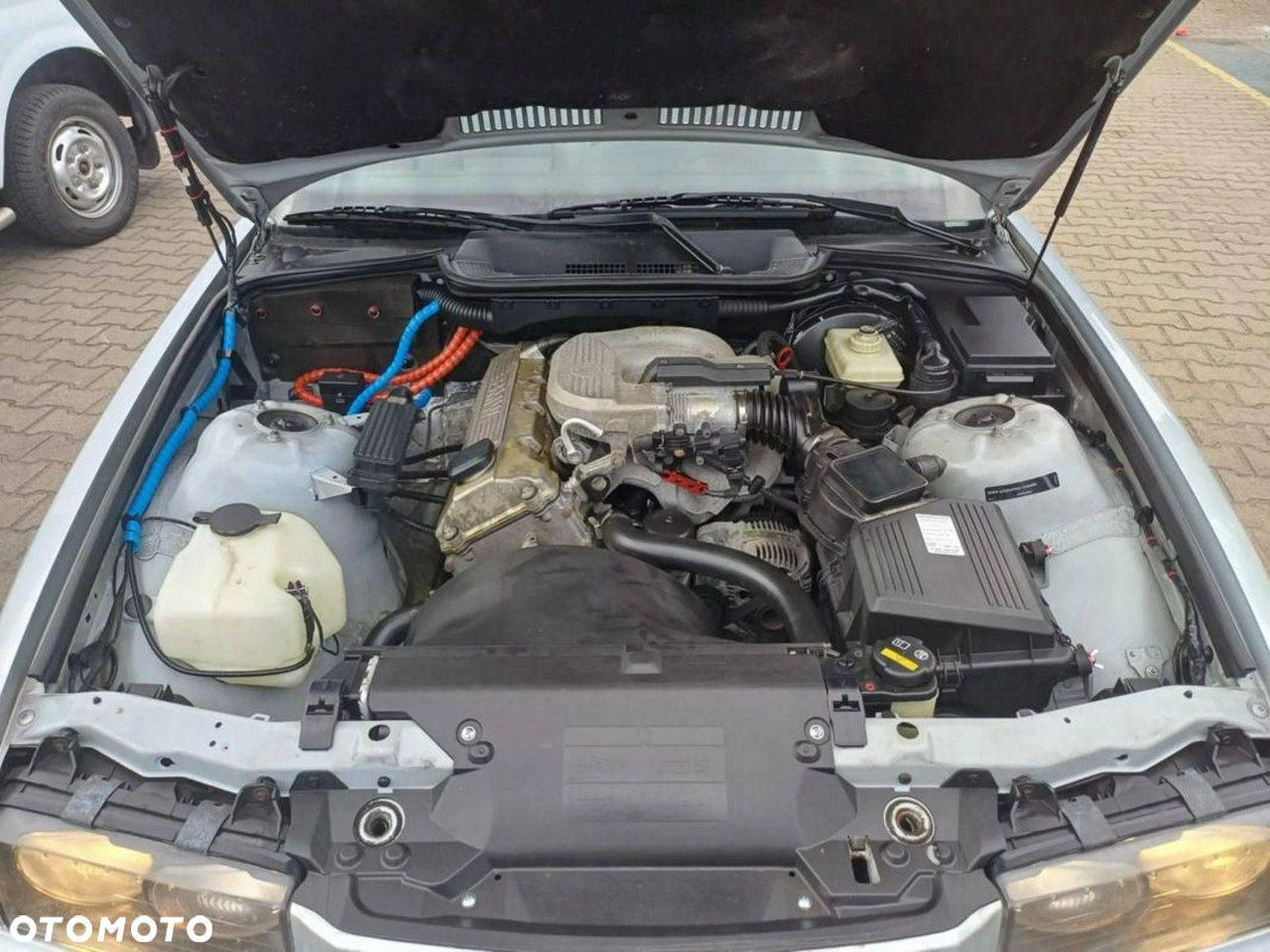 BMW Seria 3 318i Cabriolet - 6