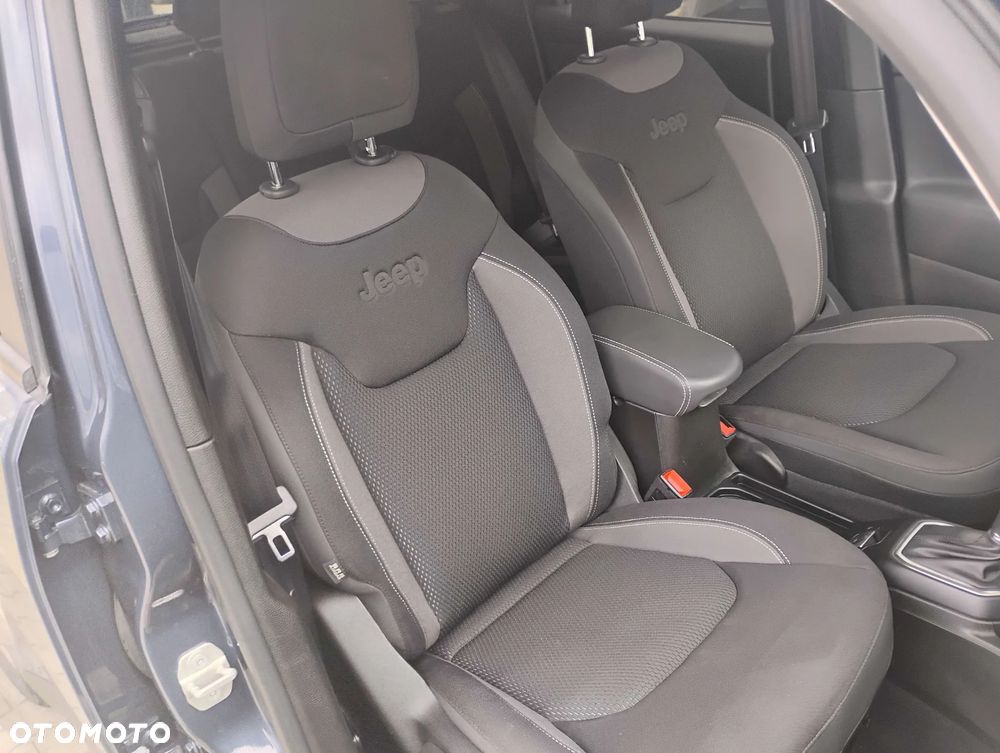 Jeep Renegade 1.5 T4 mHEV Limited FWD S&S DCT - 18