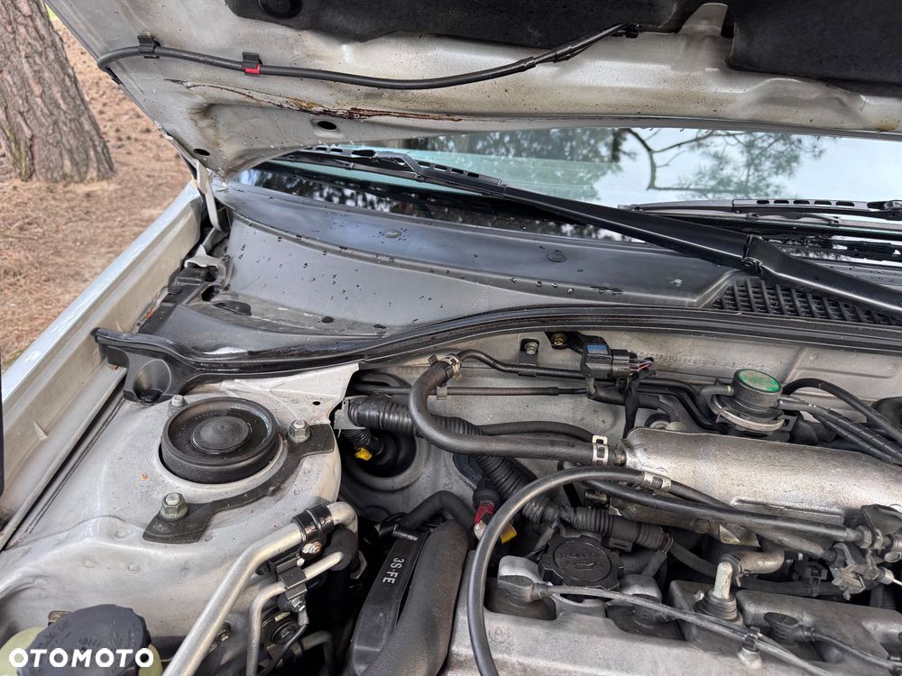 Toyota Avensis - 36