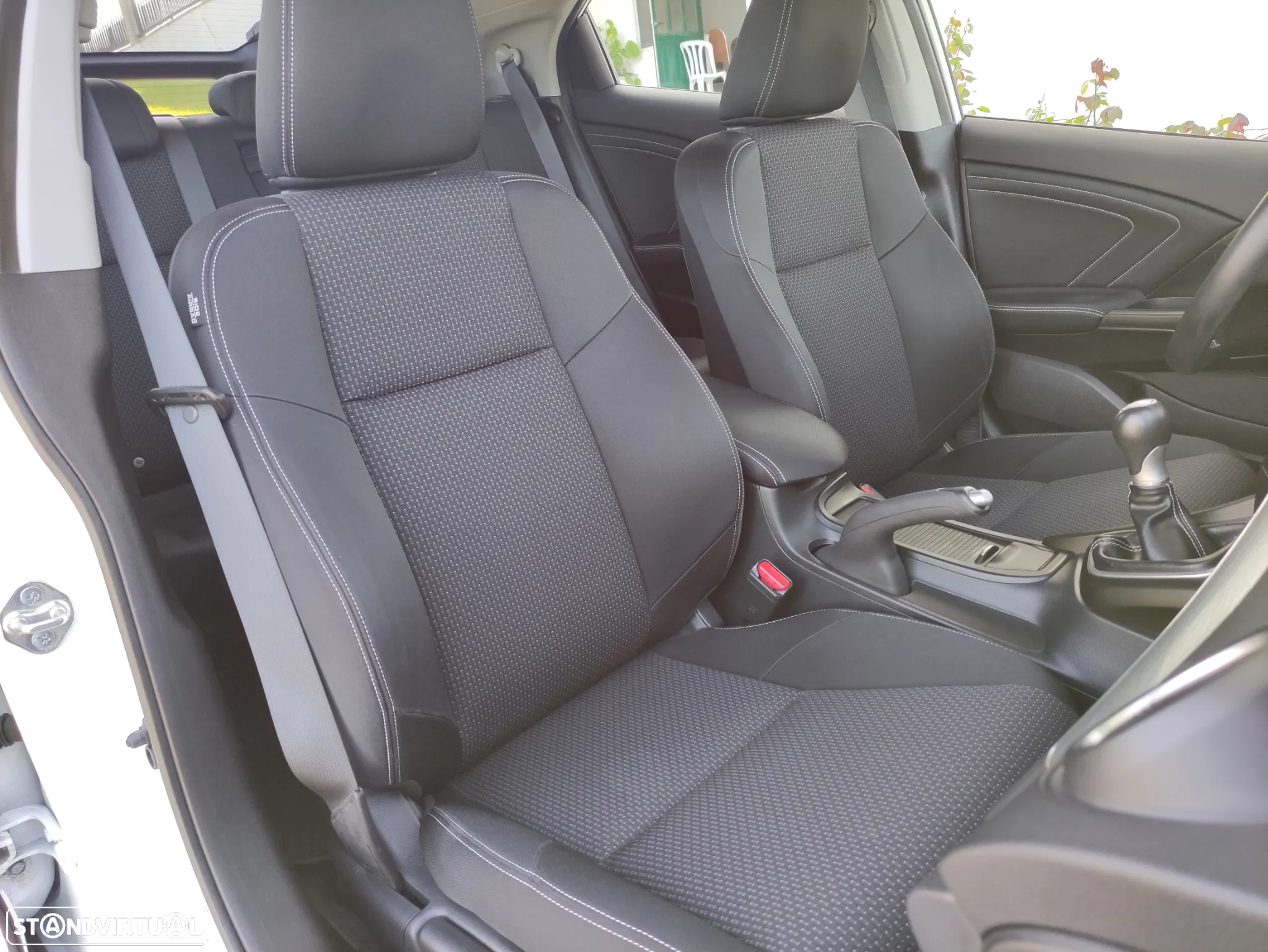 Honda Civic 1.6 i-DTEC Elegance - 13