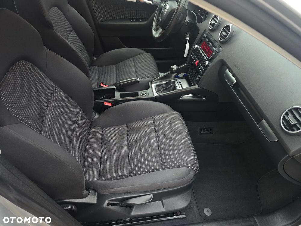 Audi A3 Sportback 1.4 TFSI Attraction - 26