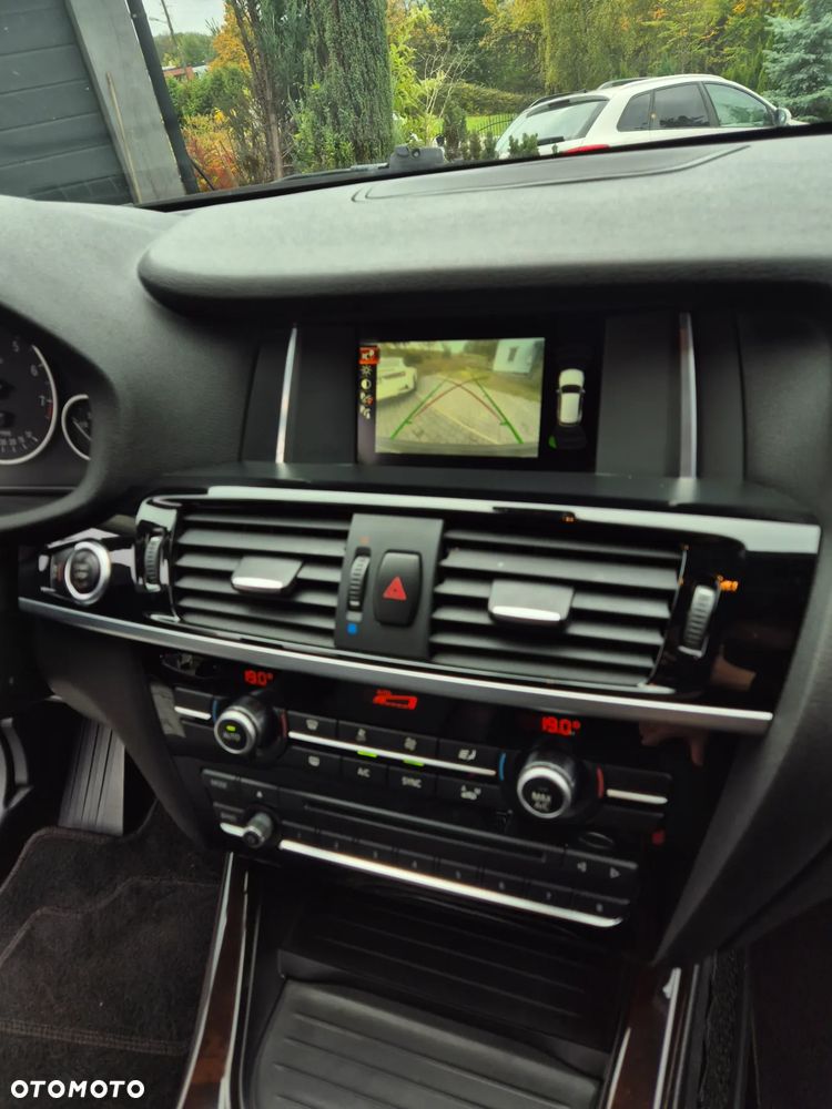 BMW X3 xDrive28i - 24