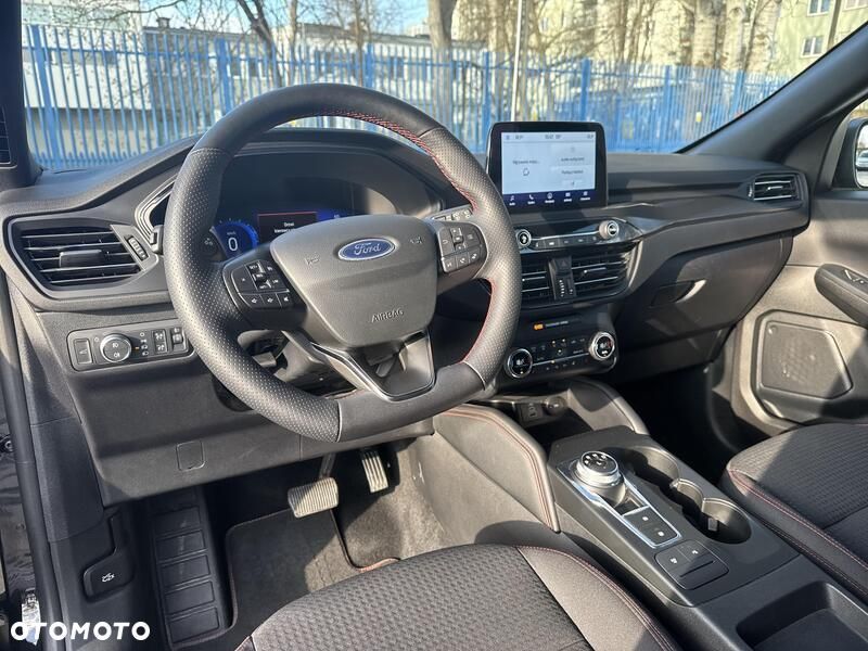 Ford Kuga - 11