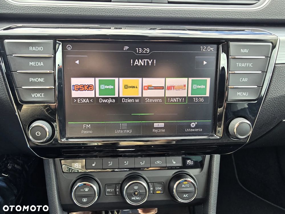 Skoda Superb 2.0 TDI DSG Style - 19
