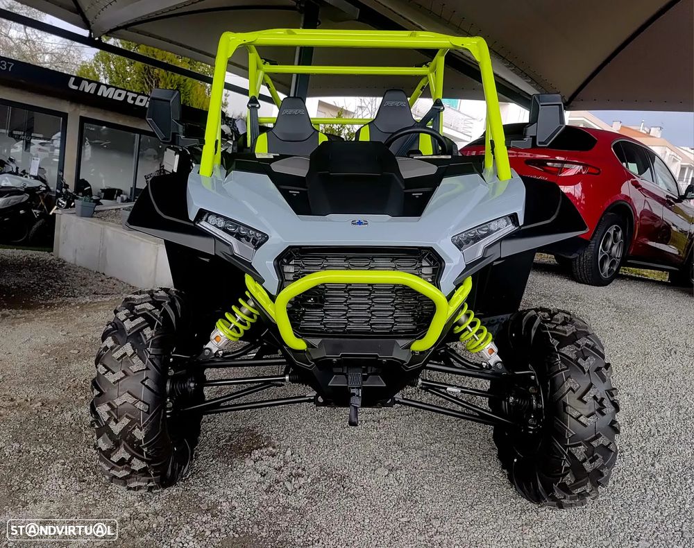Polaris RZR XP - 2